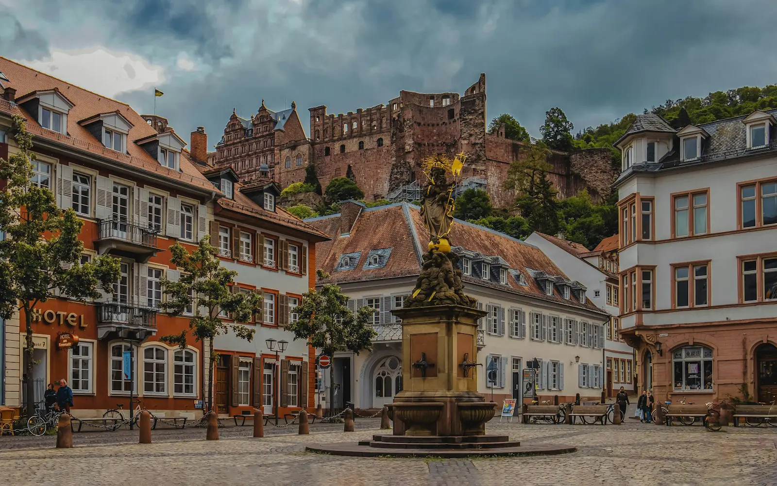 The castle above the Kornmarkt, Heidelberg